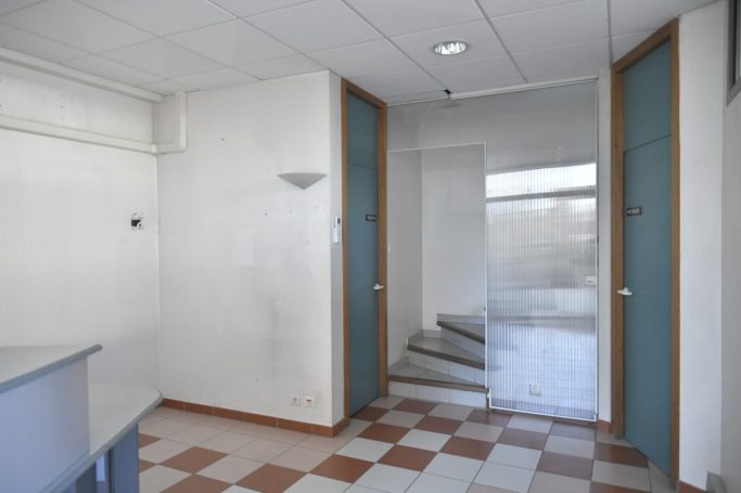 RdC via S/S, WC, Etage